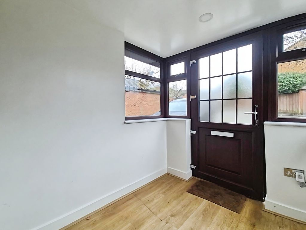 Property photo 2 of 25 Hallway