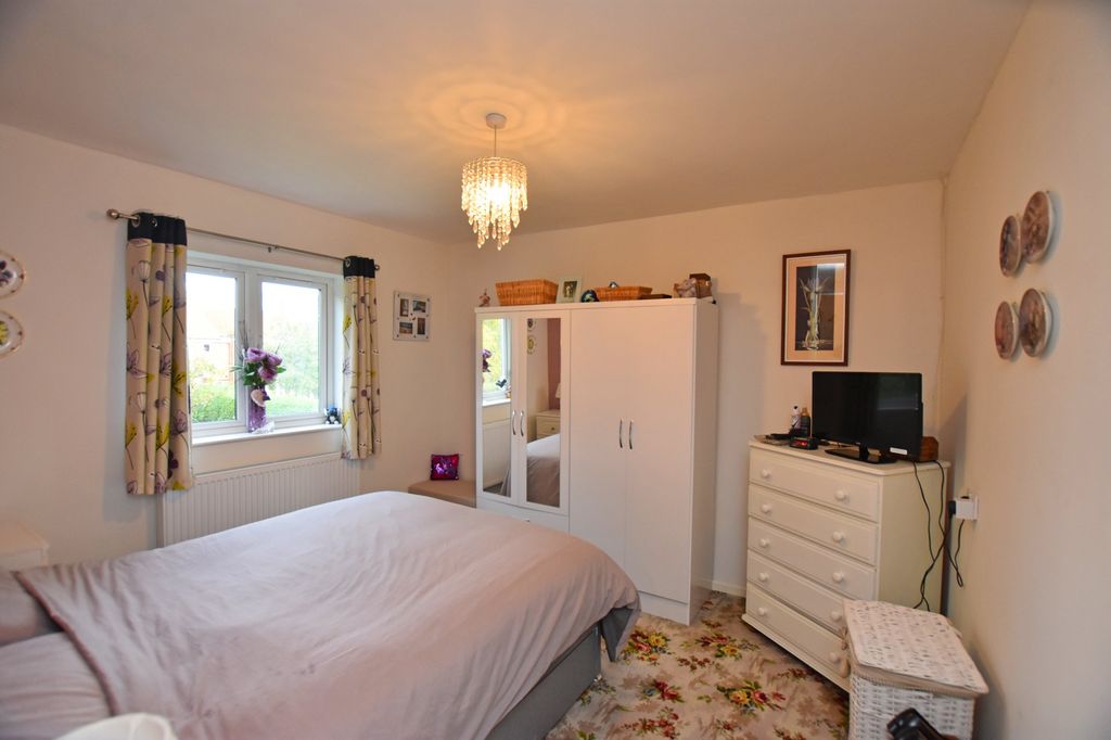 Additional image 8 of 2 bed flat for saleDanes Dyke, Newby, Scarborough YO12