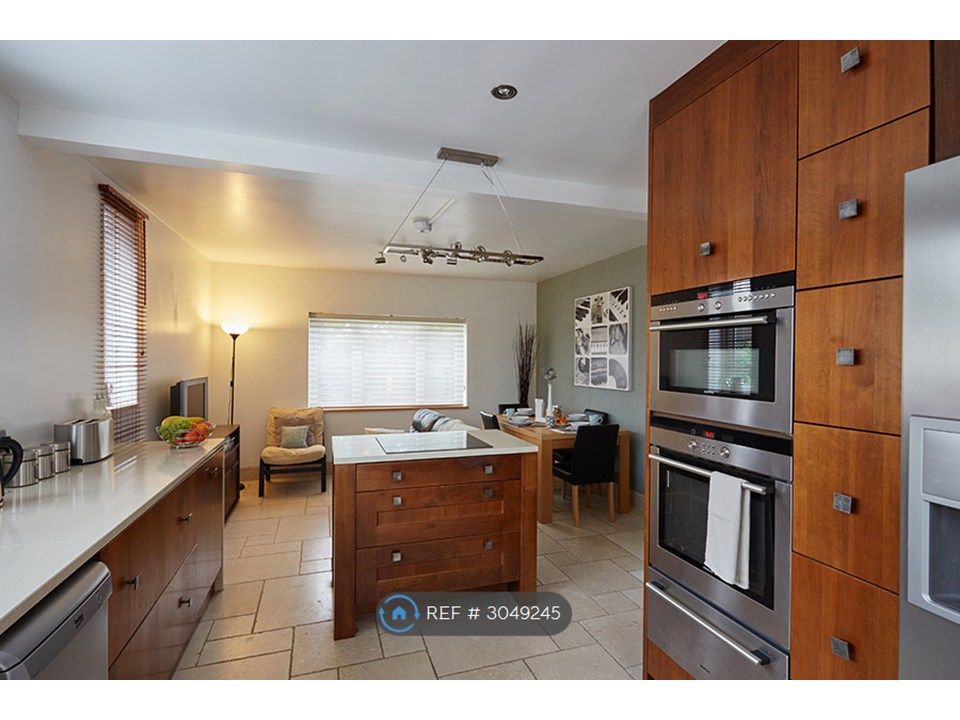 Property photo 1 of 9 Kitchen Living Space