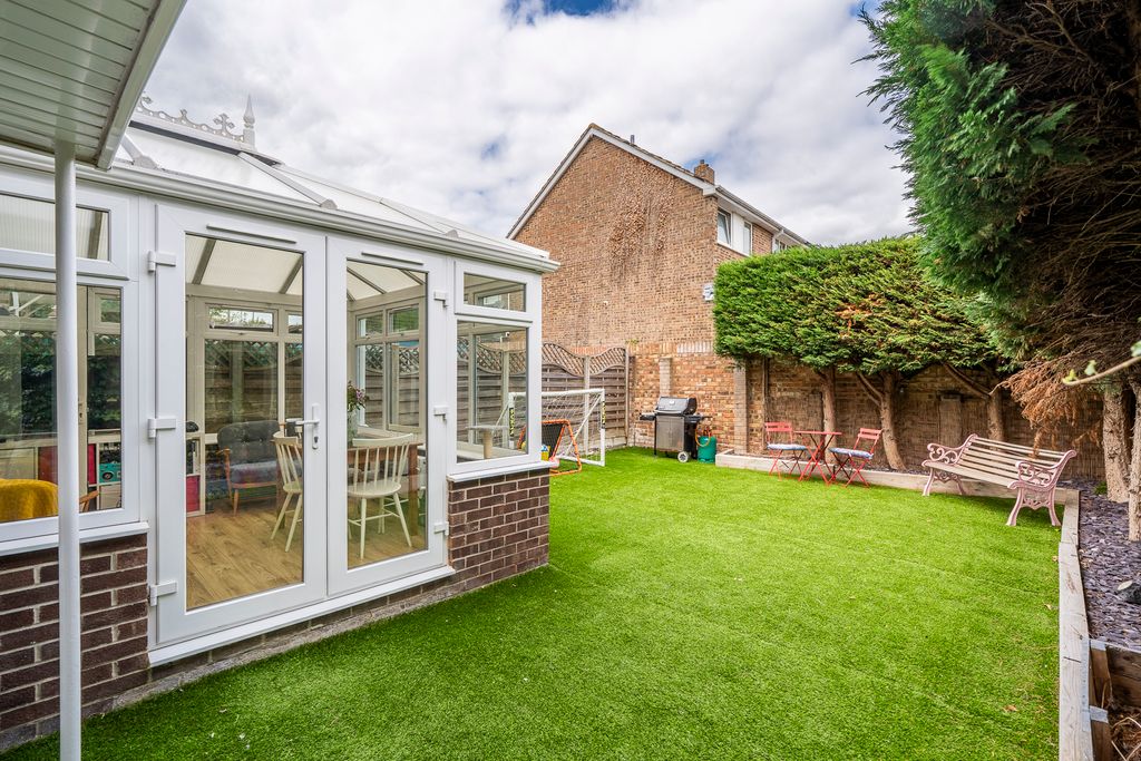Property photo 2 of 14