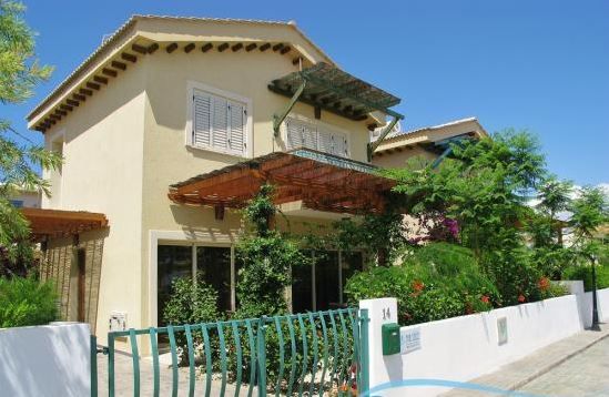 Property photo 1 of 23