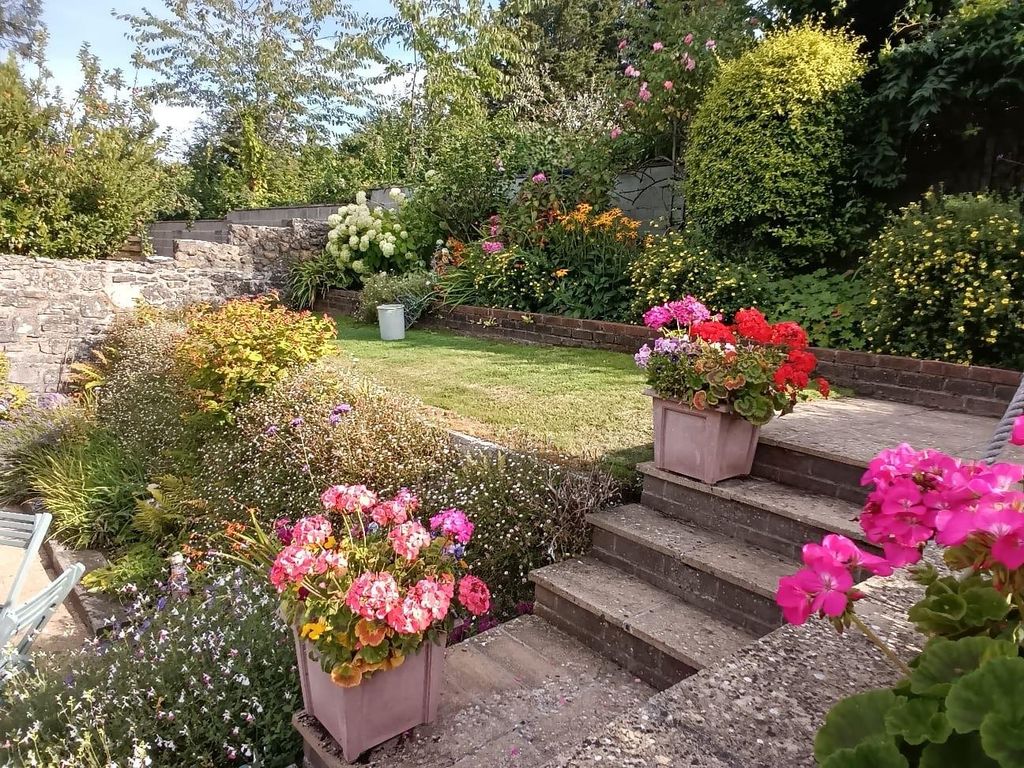 Property photo 2 of 15 Summer Photo