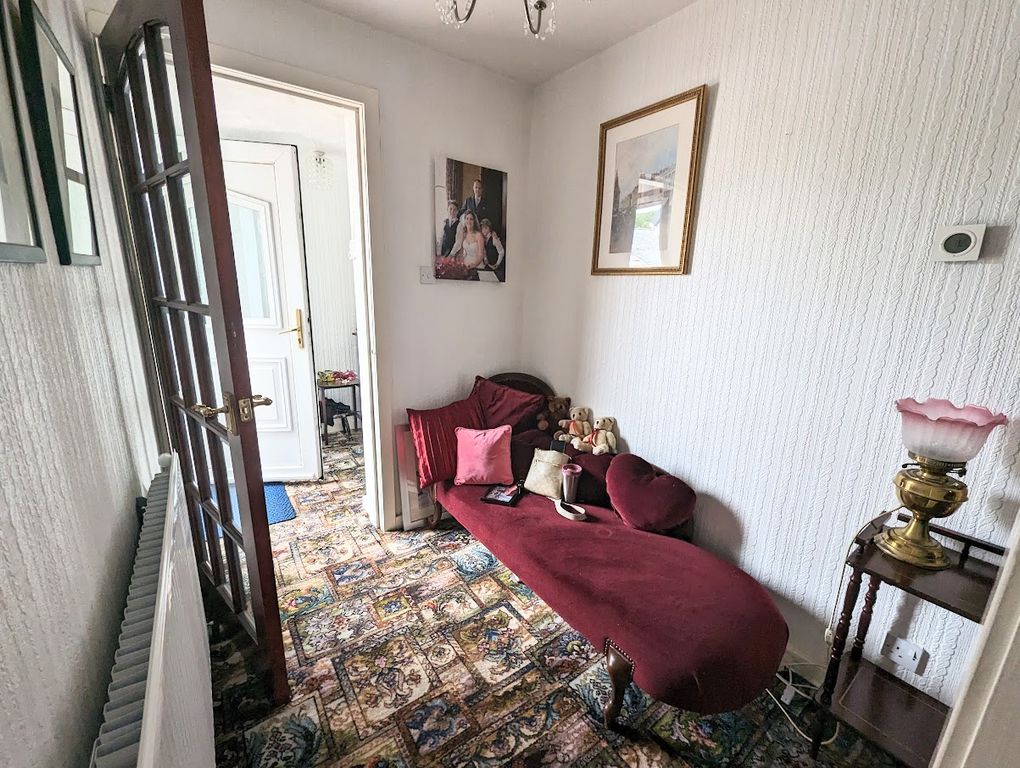 Property photo 3 of 21