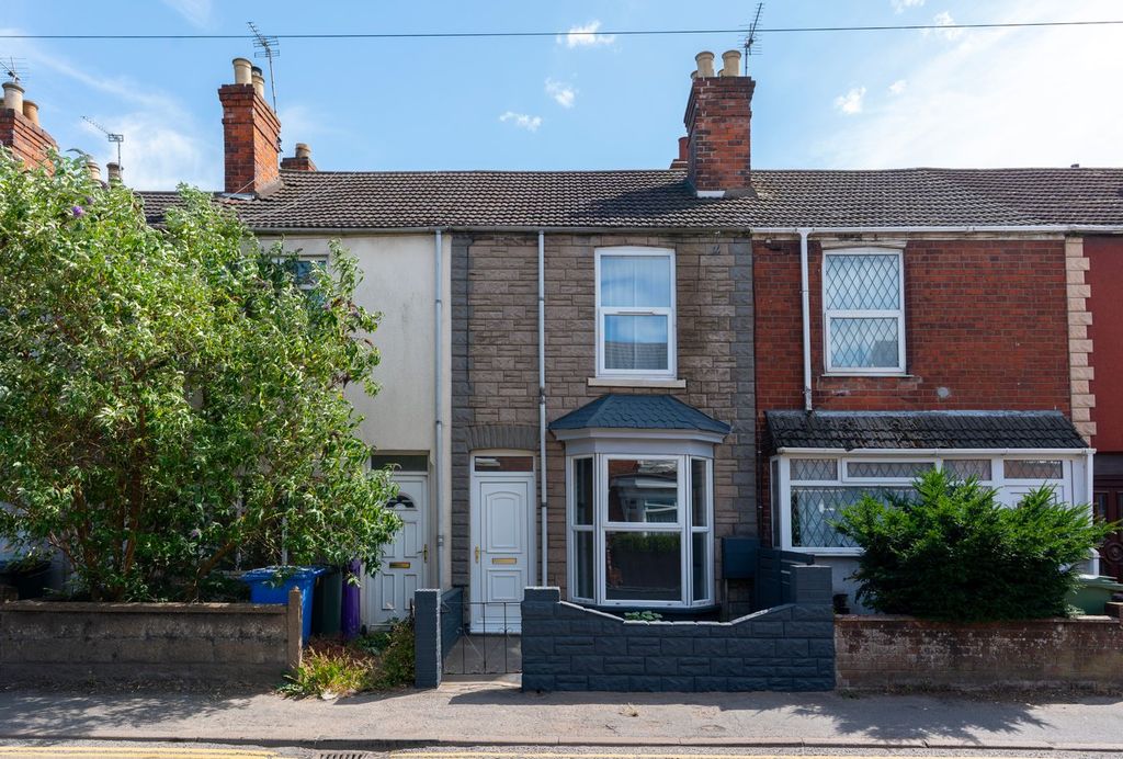 Property photo 1 of 12