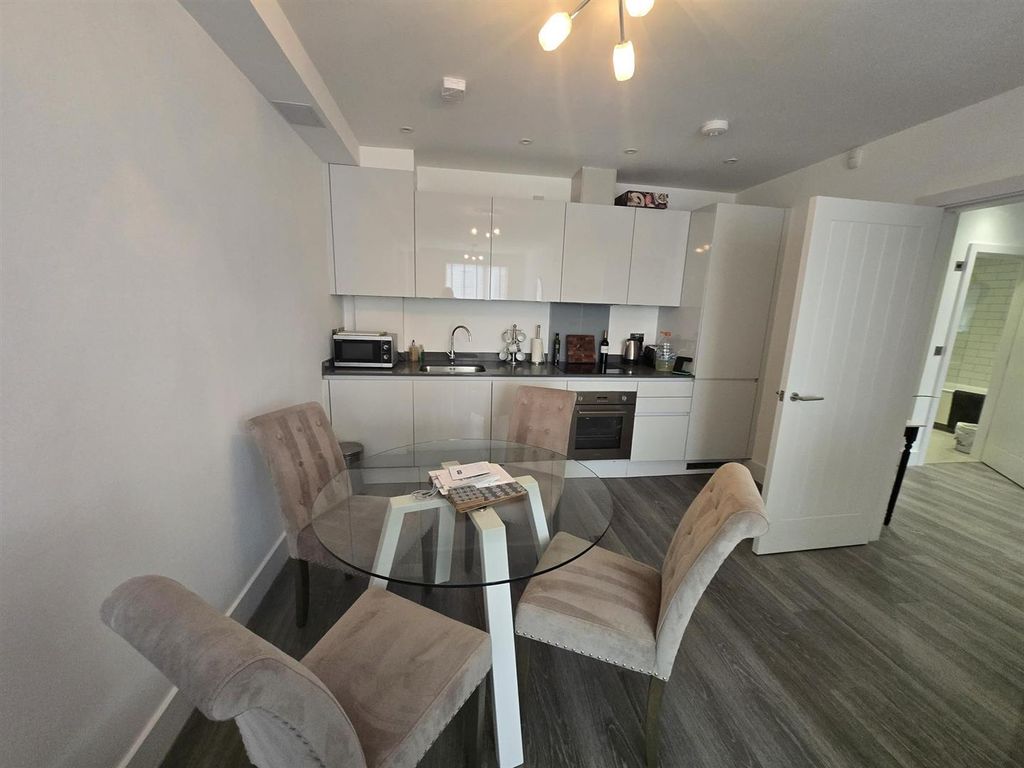 Property photo 2 of 6 Kitchen Diner.Jpg