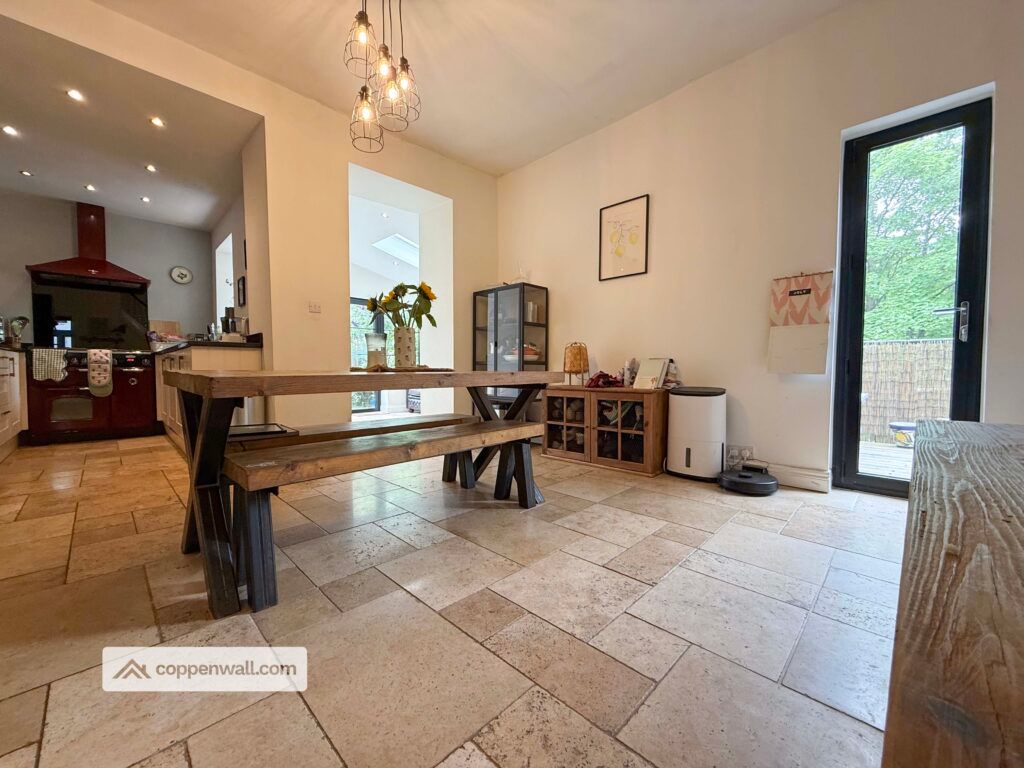 Property photo 1 of 29