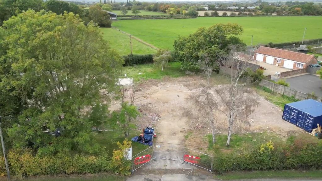 Property photo 1 of 11 Dr2.Jpeg