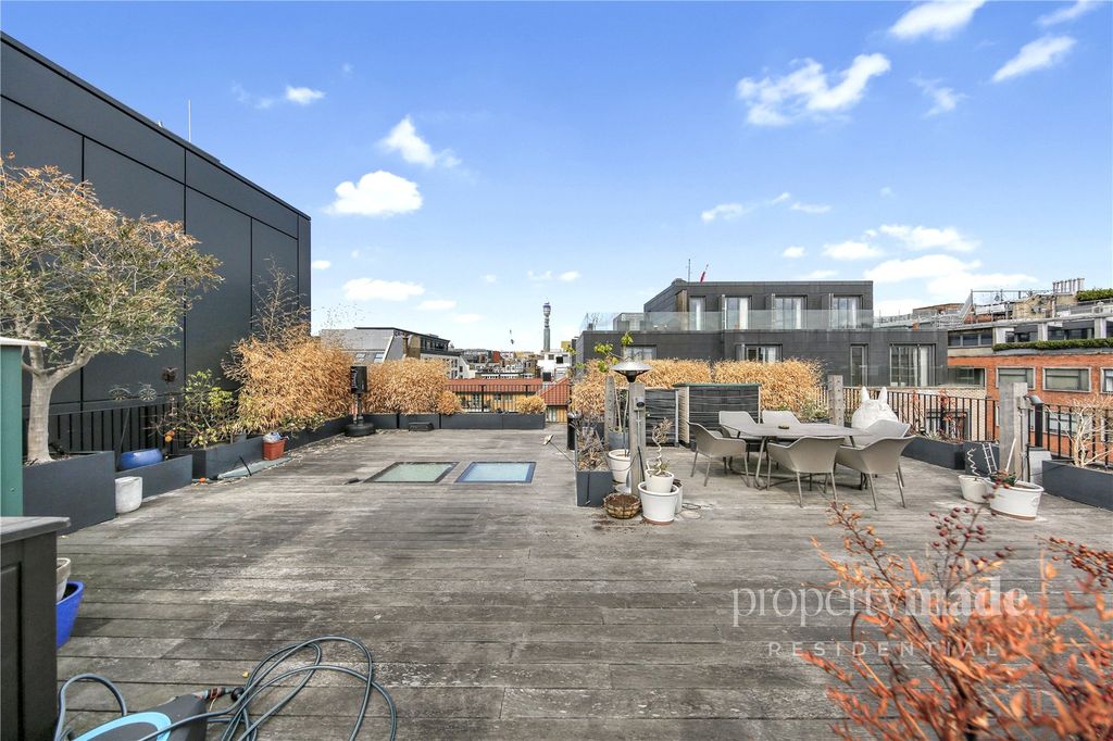 Property photo 3 of 27 Picture No. 20