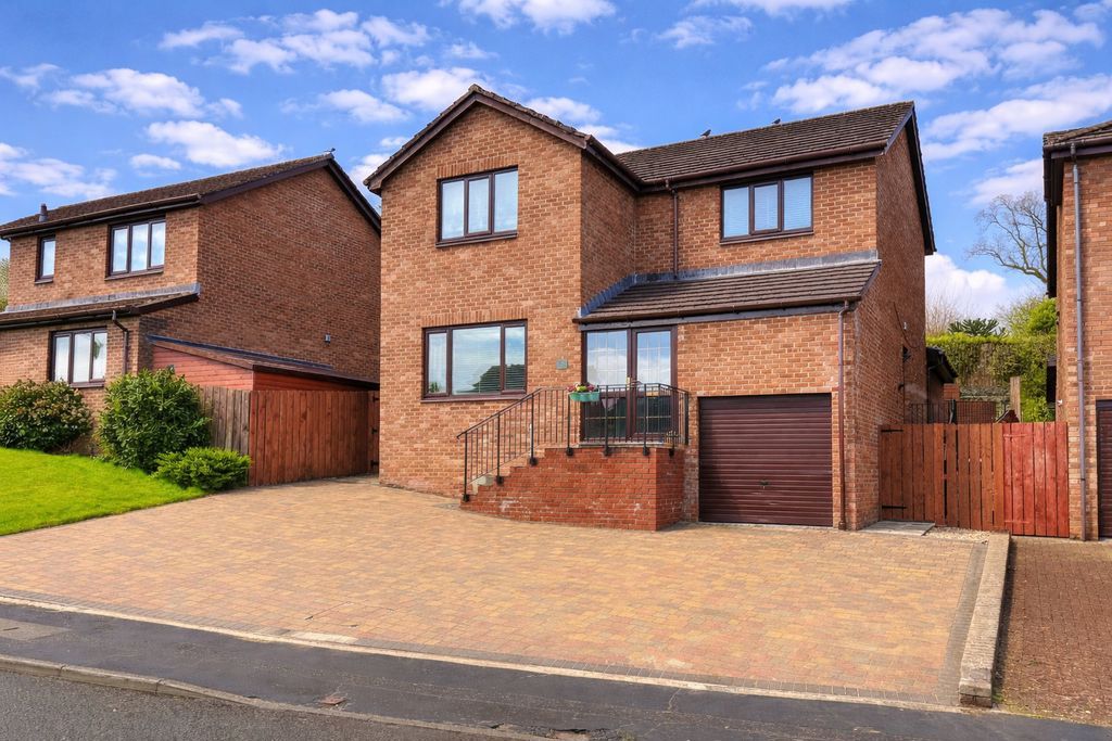 Property photo 1 of 22 Photo 10