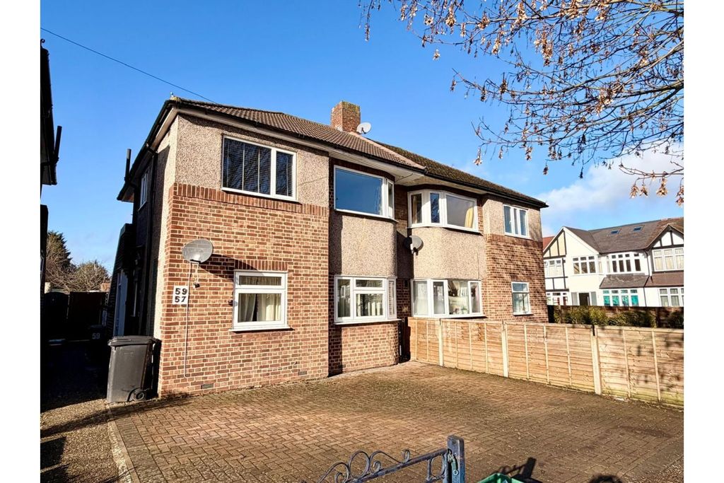 Property photo 1 of 7