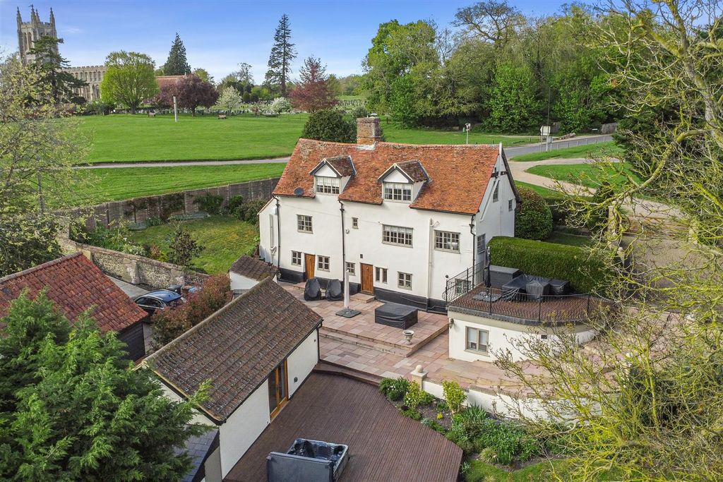 Property photo 1 of 37 The Green, Long Melford