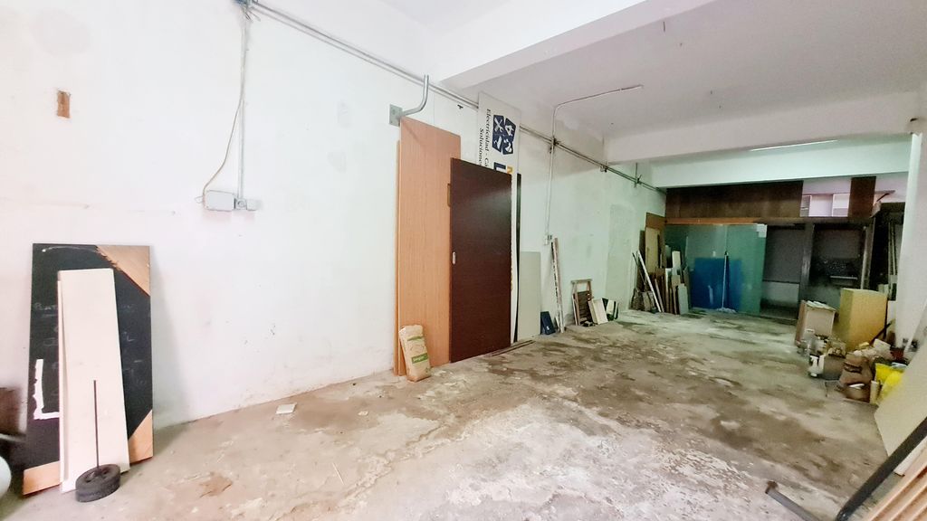 Property photo 2 of 7 81579_2.Jpg