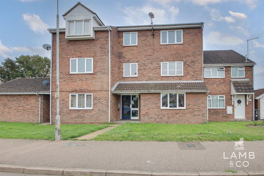 Property photo 1 of 11