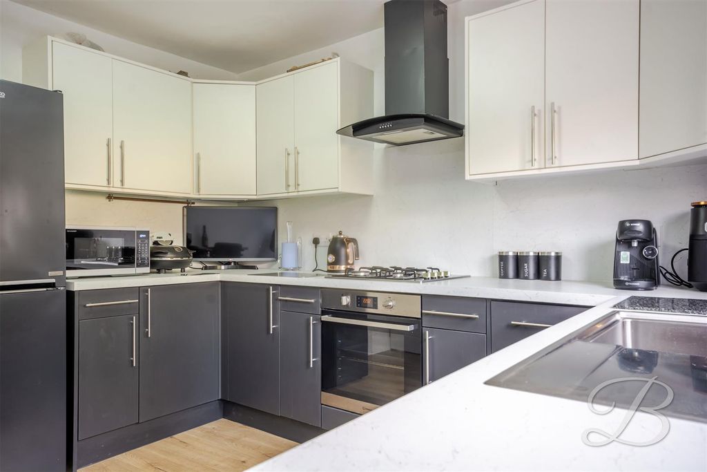 Property photo 2 of 34 Ccltd-14.Jpg