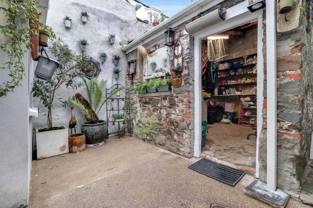 Property photo 2 of 15 Picture No. 07