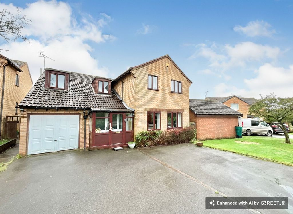 Property photo 1 of 24