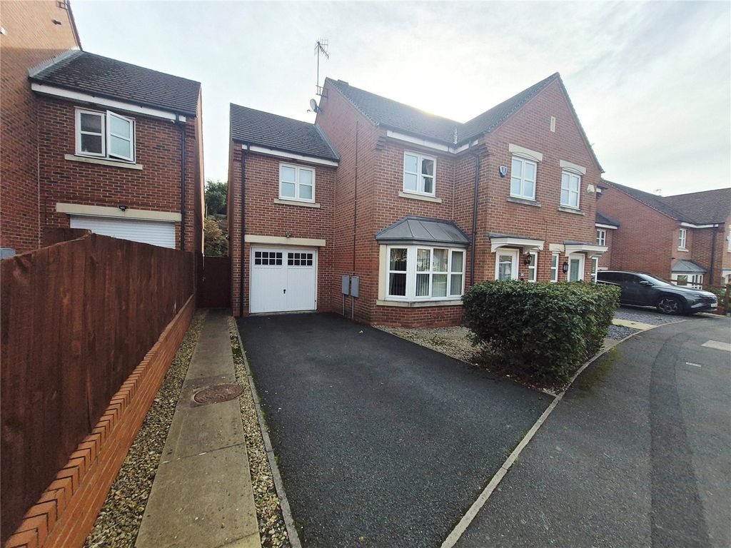 Property photo 1 of 18 Picture No. 05