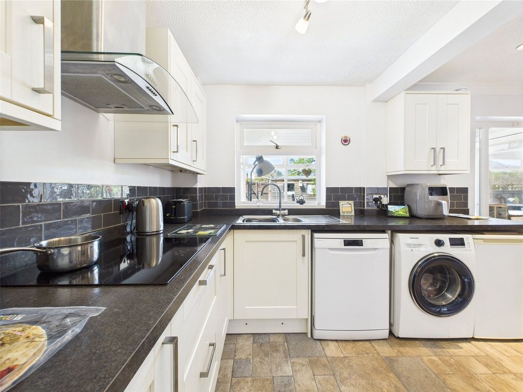 Property photo 2 of 15 Picture No. 41