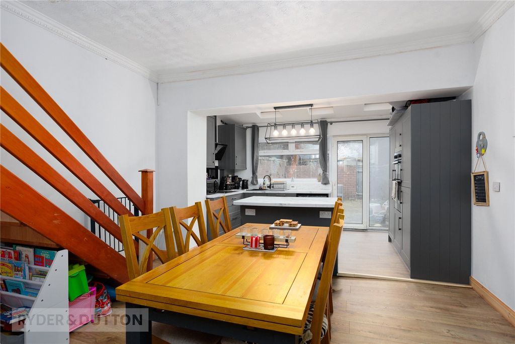 Property photo 3 of 19 Dining Room