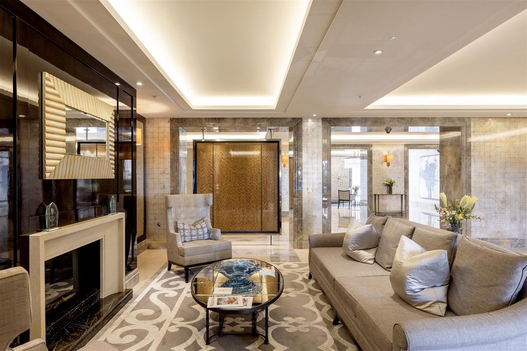 Property photo 2 of 19 Hansons Estates-Flat 27, 1 Ebury Square-41_Hi.Jpg