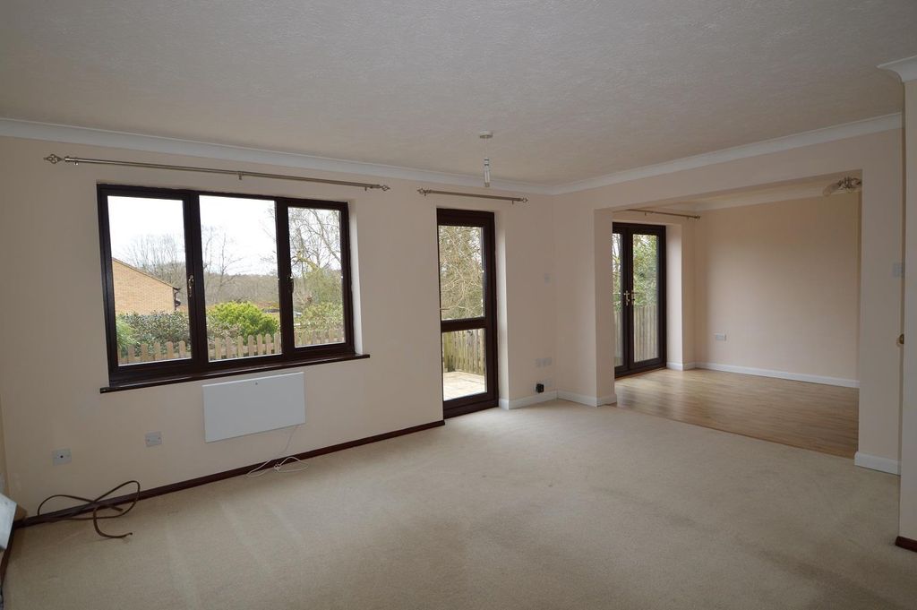 Property photo 2 of 13 Living Room.Jpg