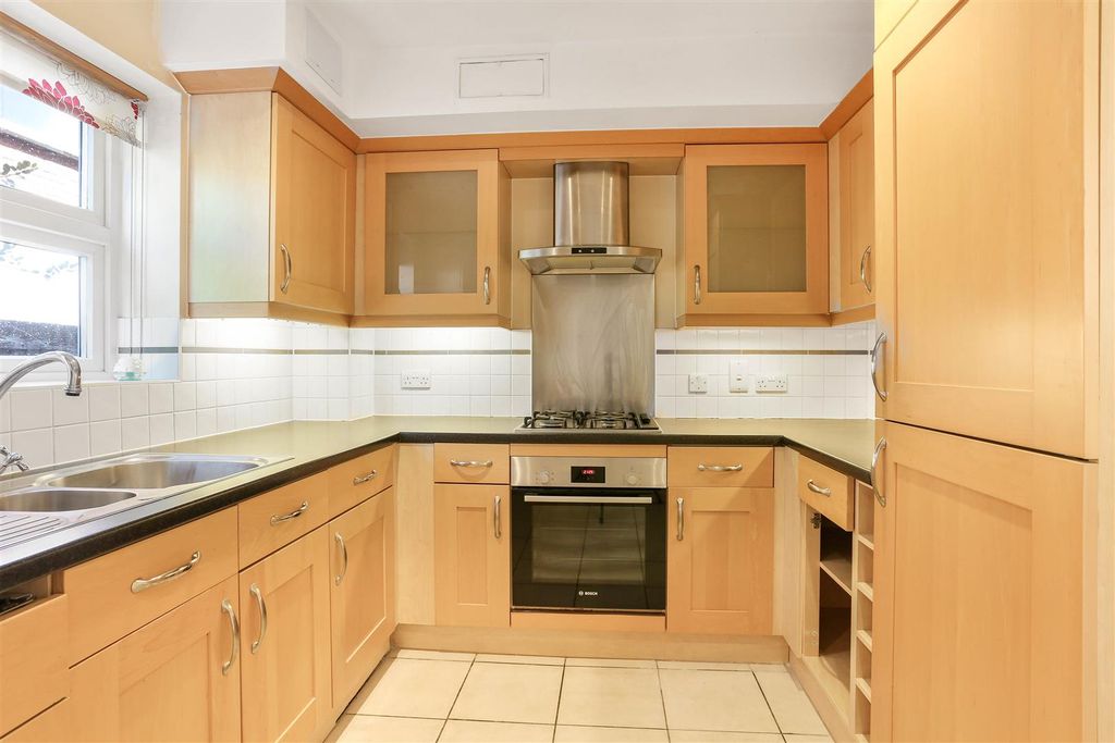 Property photo 3 of 15 1492256592 - 8.Jpg