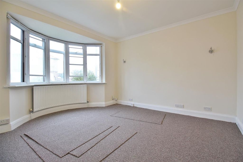 Property photo 2 of 10 Reception Room