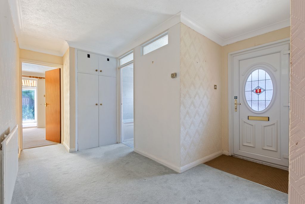 Property photo 2 of 11