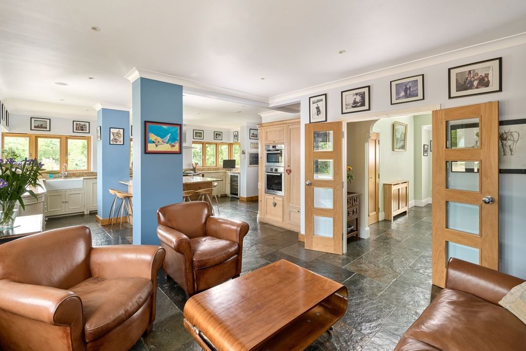 Additional image 6 of 6 bed detached house for saleHewshott Lane, Liphook, Hampshire GU30
