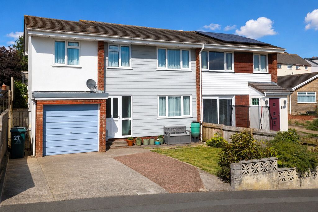 Property photo 1 of 26 Picture No. 32