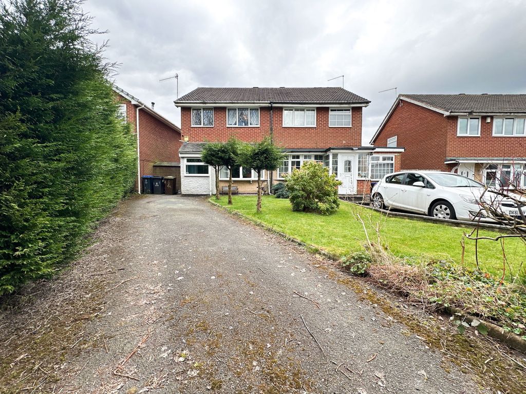 Property photo 1 of 16