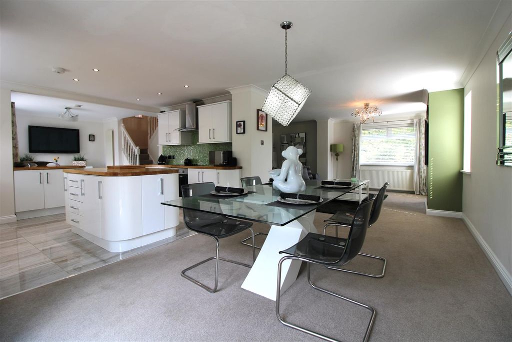 Property photo 3 of 15 C.DI.Jpg