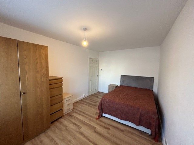 Property photo 3 of 10 Photo 4