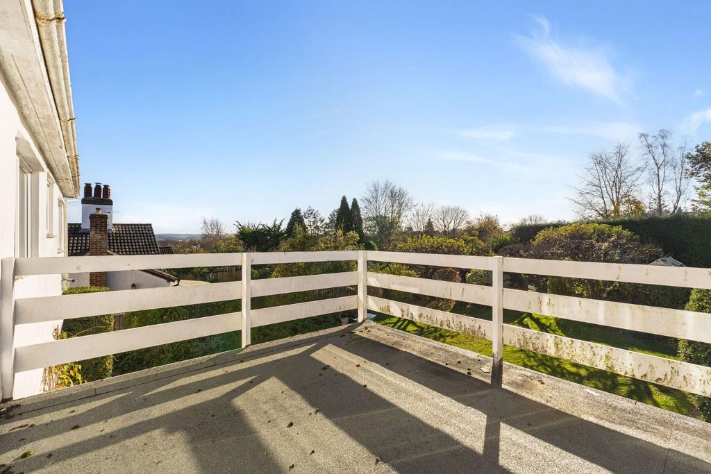 Property photo 3 of 22 100524_53 Bouverie Avenue-26_Low.Jpg