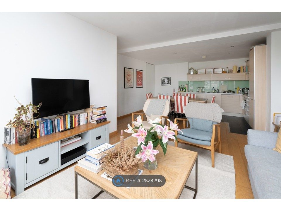 Property photo 2 of 10