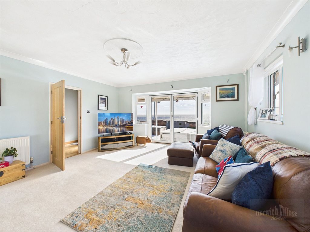 Property photo 3 of 23 Picture 3