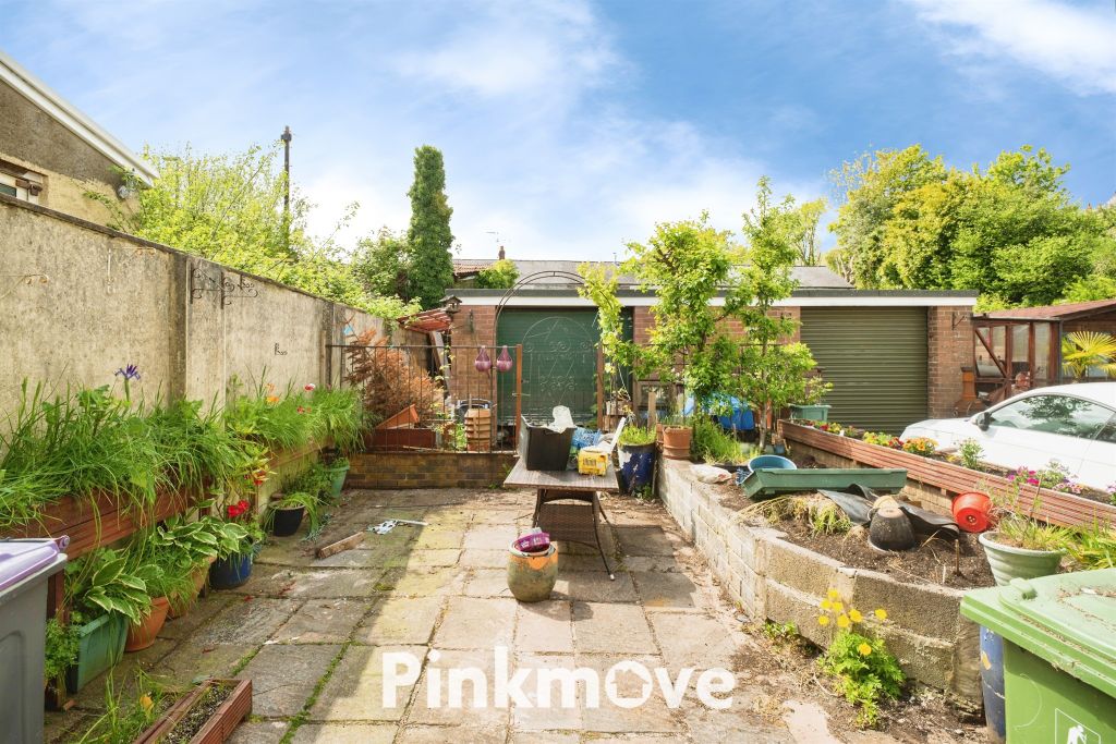 Property photo 2 of 14