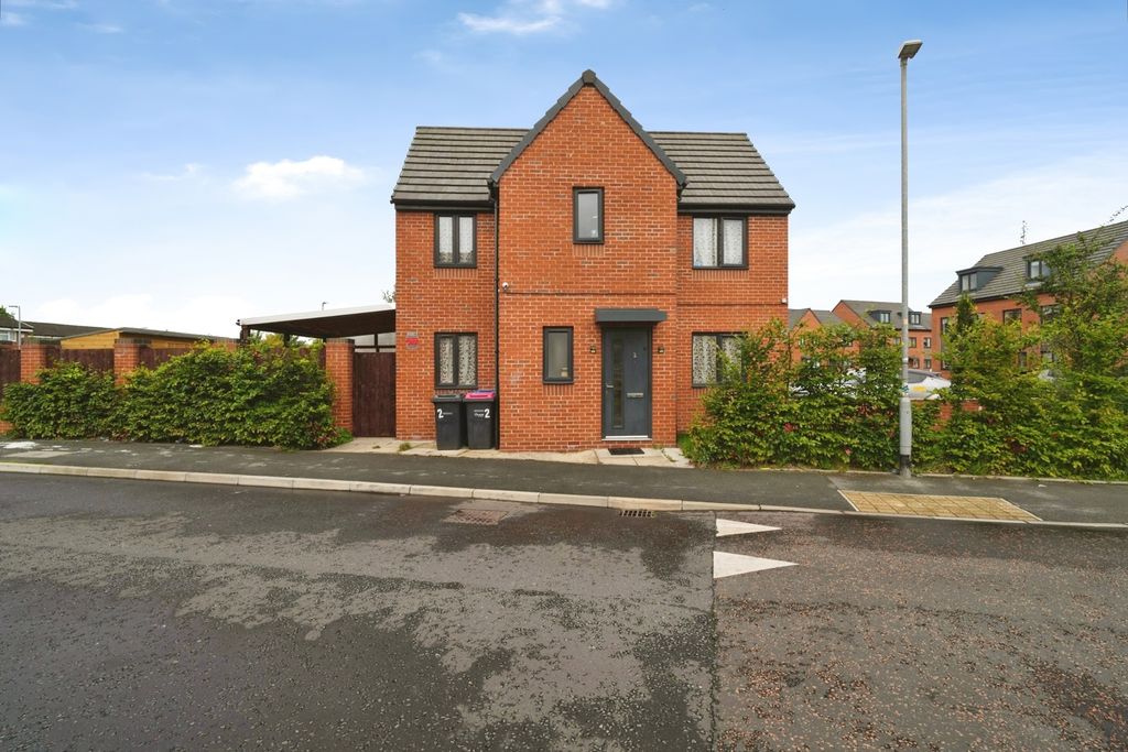 Property photo 1 of 14 External