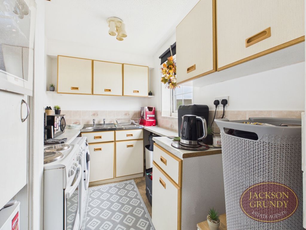 Property photo 2 of 7 Photo 1