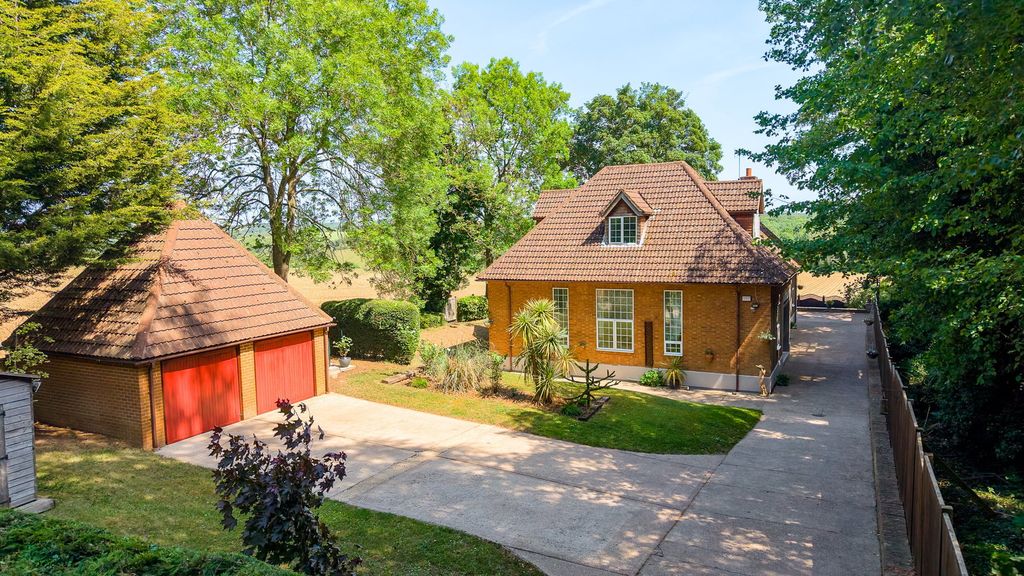 Property photo 2 of 46