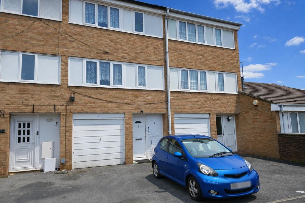 Property photo 1 of 27 Fd23Ef5F-4791-4Eb2-B554-3BAE88714C03.Jpeg