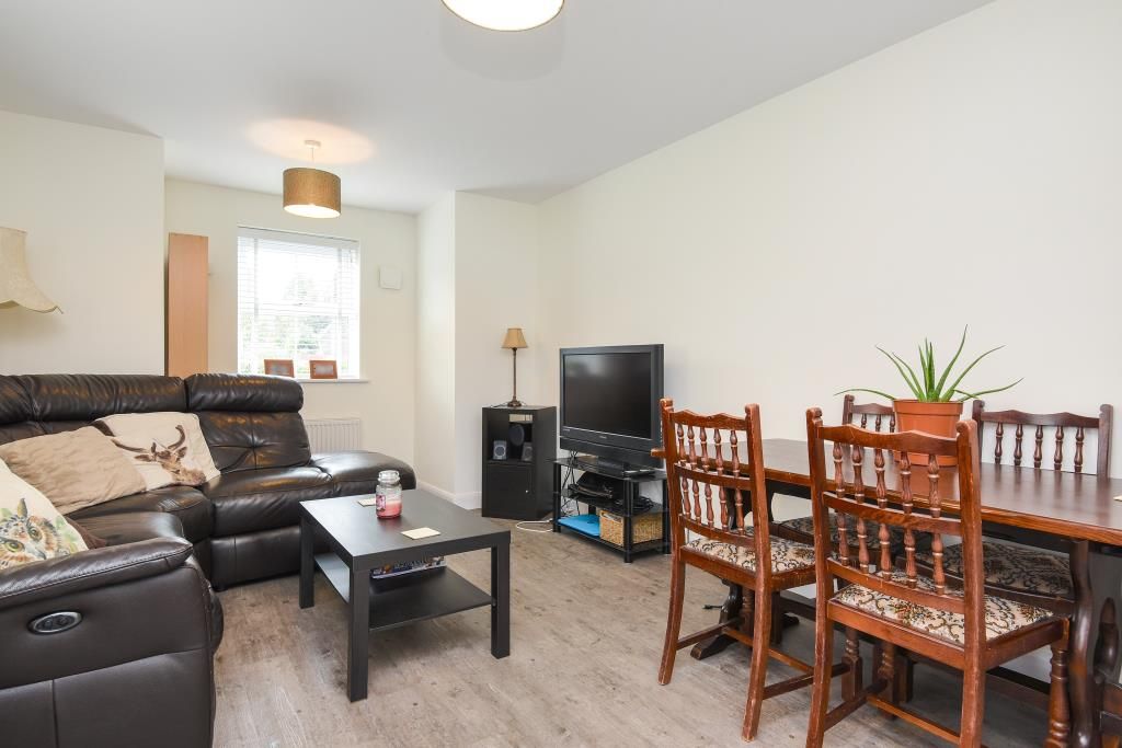 Property photo 3 of 9 Living Room