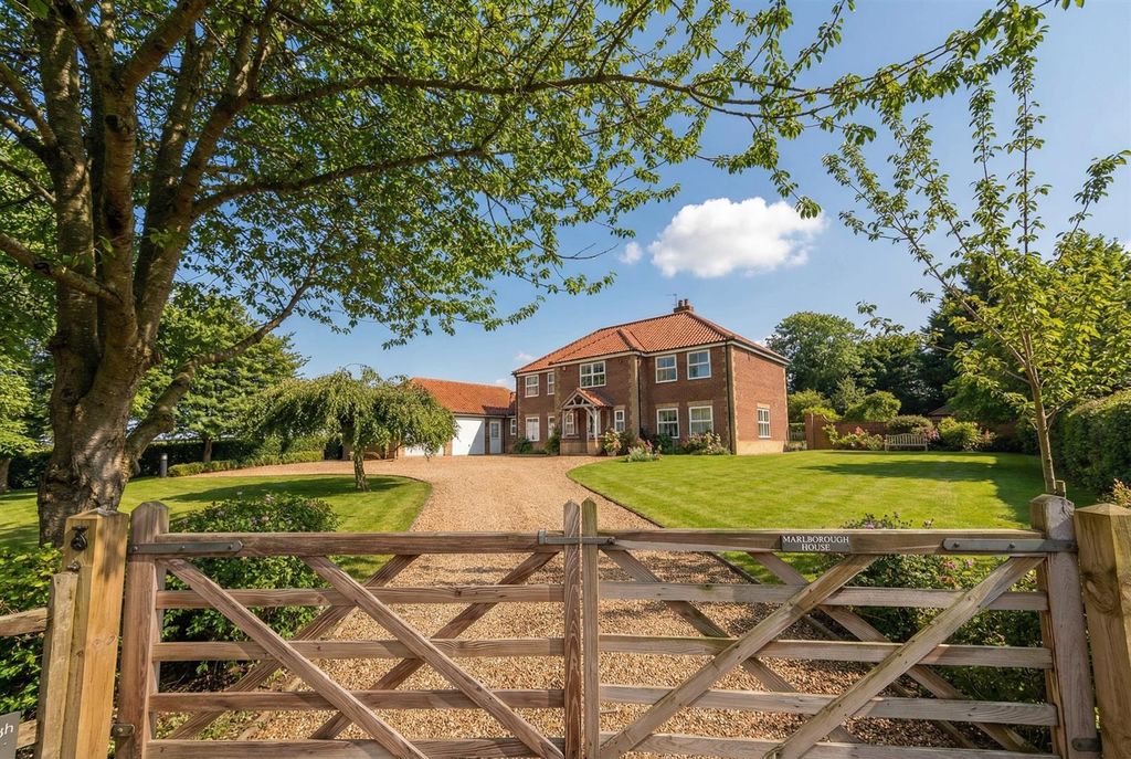 Property photo 1 of 28 Image-3x2-2528x1696 (62).Jpg