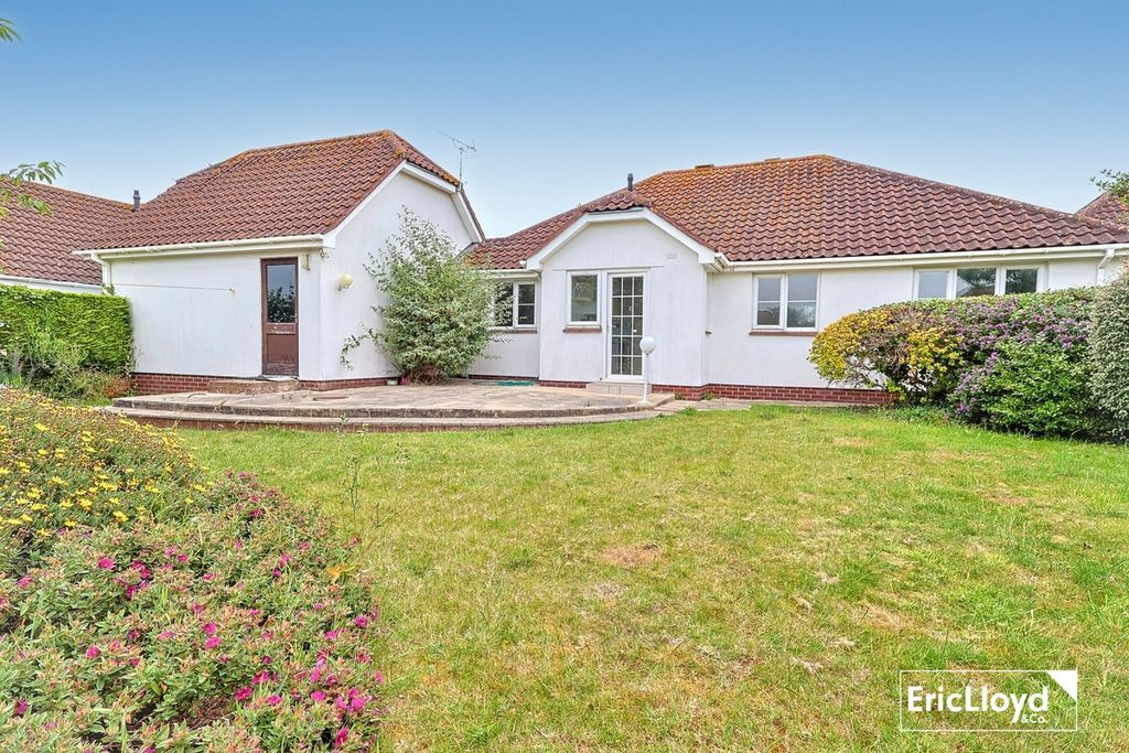 Property photo 3 of 15 Photo 12