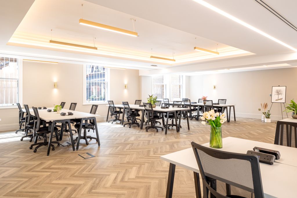 Property photo 3 of 12