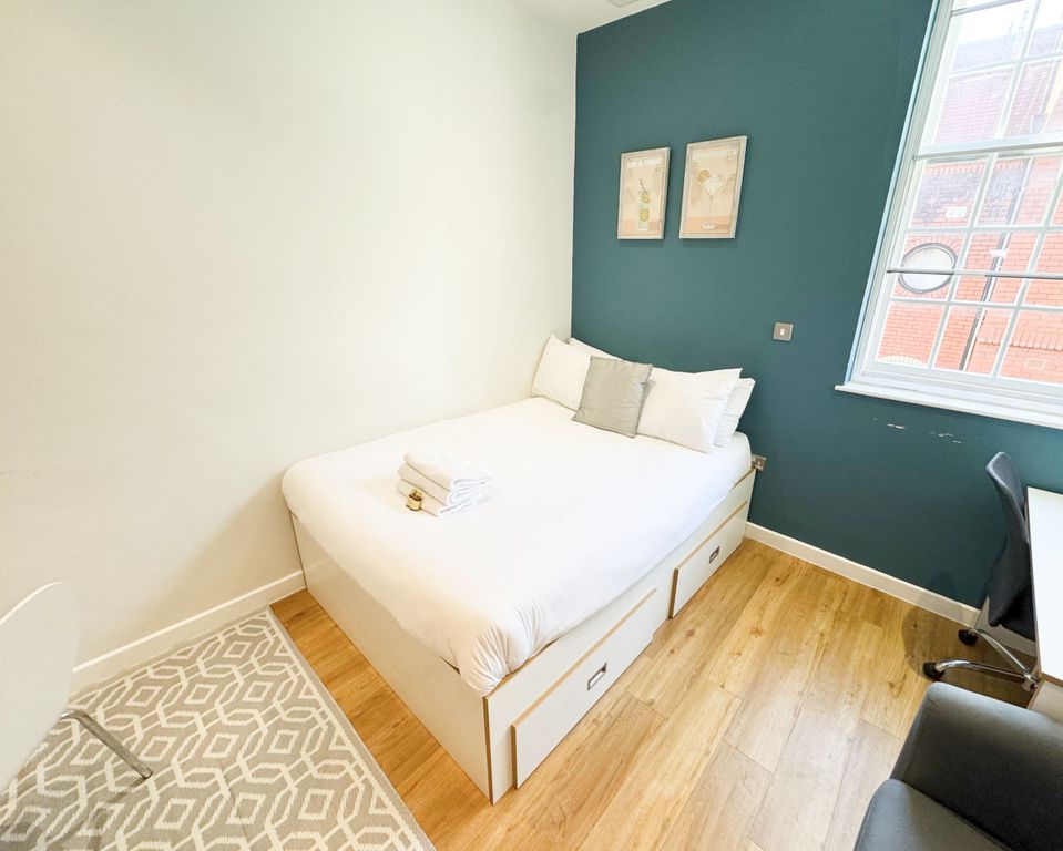 Property photo 2 of 5