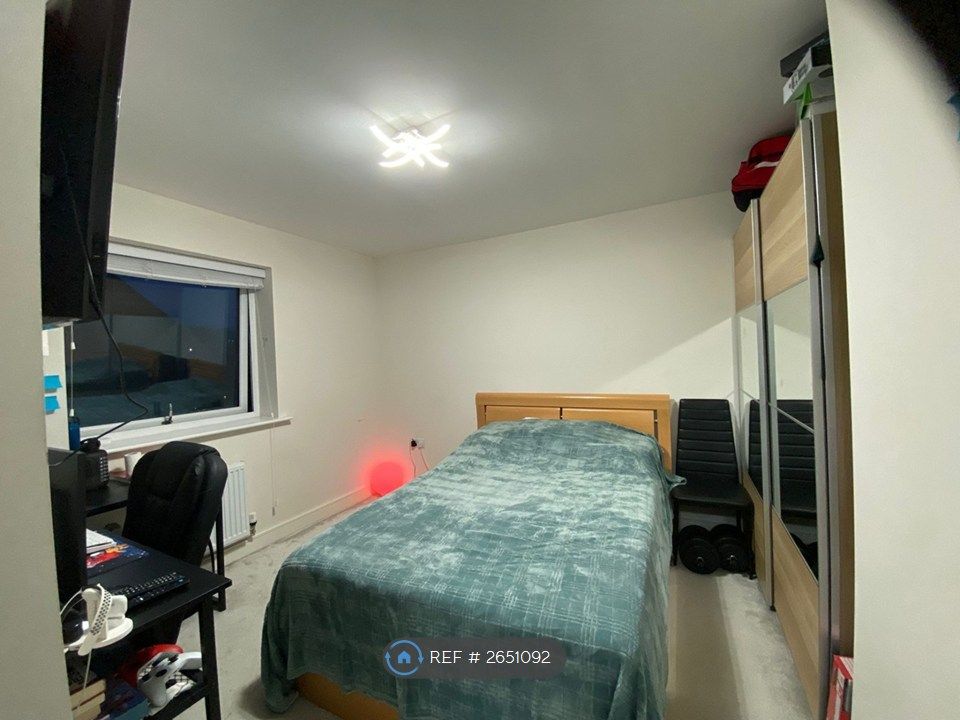 Property photo 3 of 6