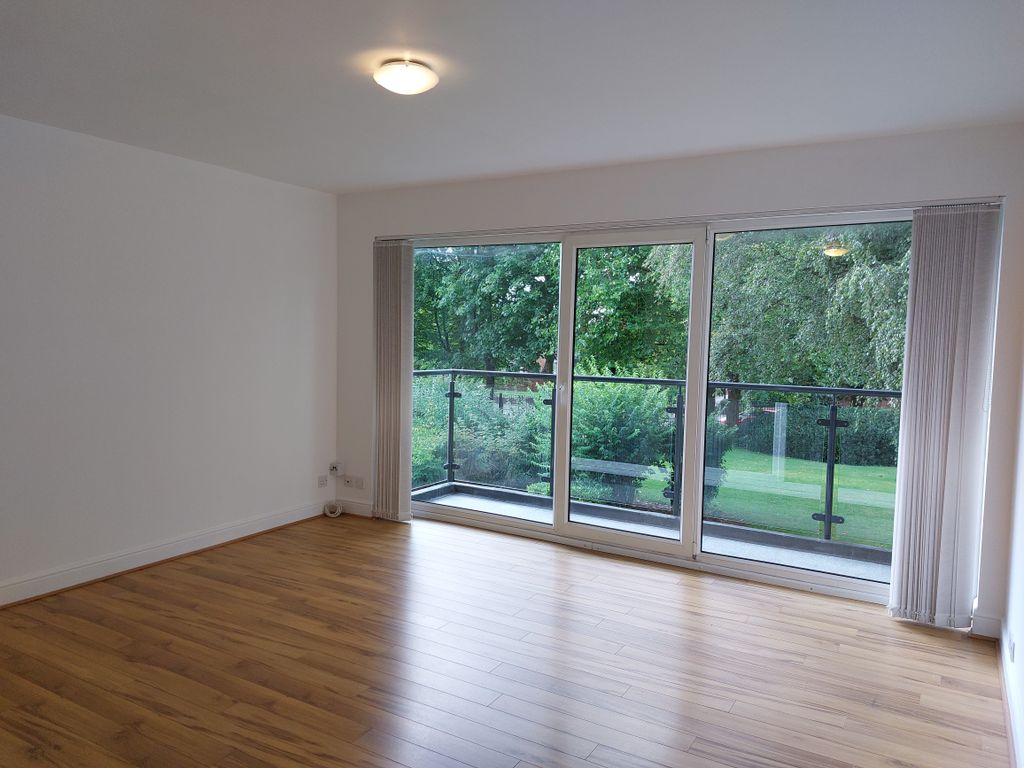 Property photo 1 of 17 Lounge With Balcony