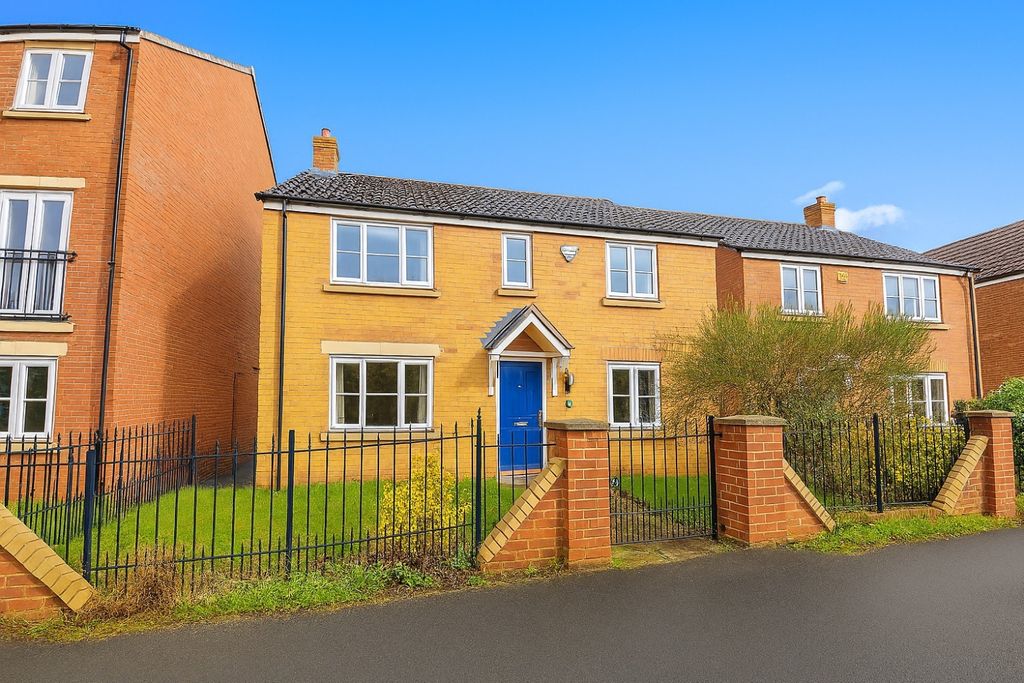 Property photo 1 of 12 Front Elevation