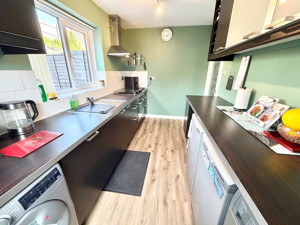 Property photo 2 of 23